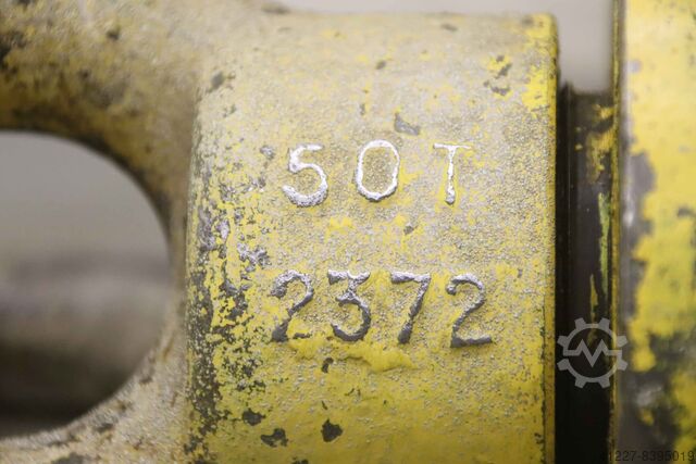 Hydraulic pulling cylinder 50 t Enerpac Hub 150 mm