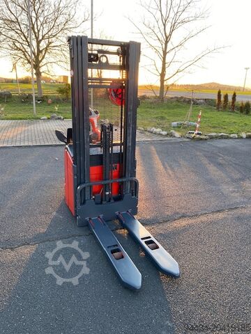 Pallet stacker Linde L14AP
