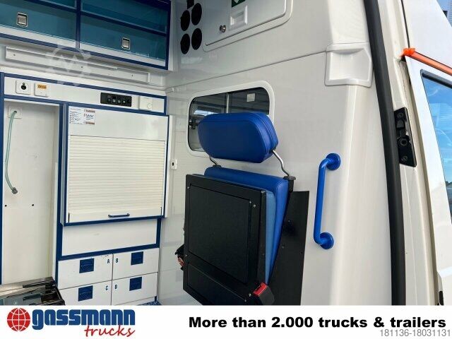 Fire truck Volkswagen T5 2.5 TDI 4x2, Krankenwagen