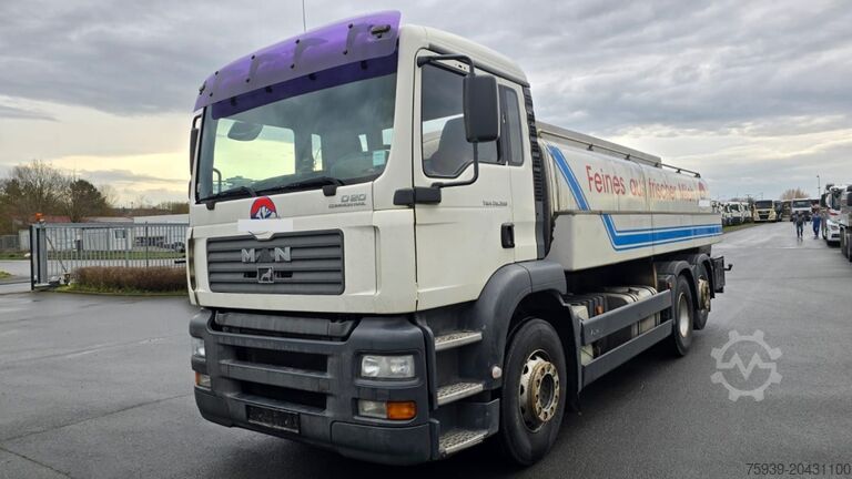 LKW mit Tankaufbau MAN TGA 26.350 6x2  Schwarte Doppelmessanlage