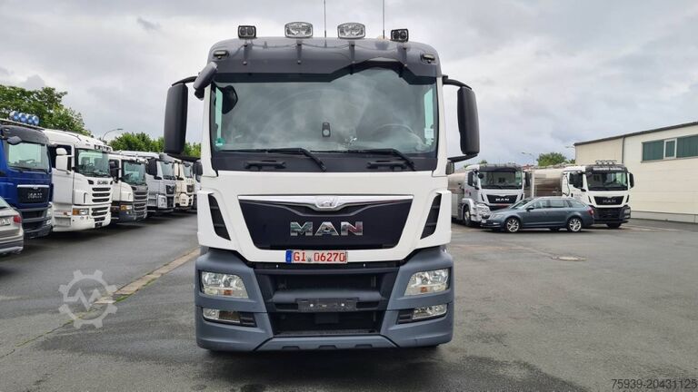 LKW mit Tankaufbau MAN TGS 26.400 (6x2)