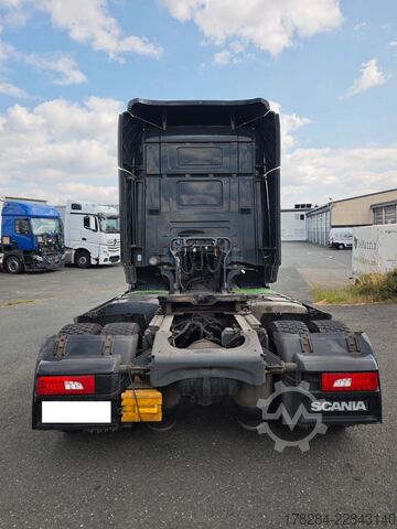 Volume tractor unit SCANIA R450  MEGA Vollverkleidung Standklima