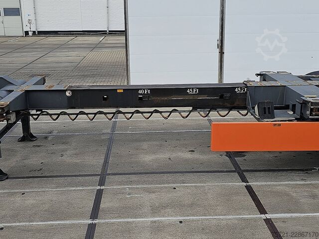 Containertransport BROSHUIS MULTI telescopeerbaar