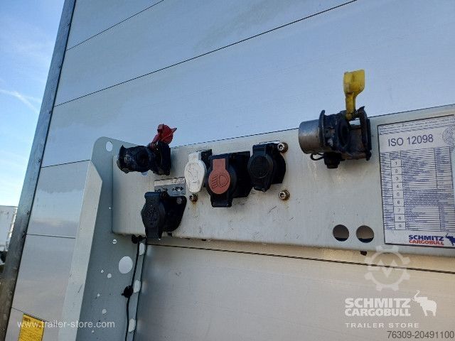 Open semitrailer with tarp Schmitz Cargobull Curtainsider Mega Getränke
