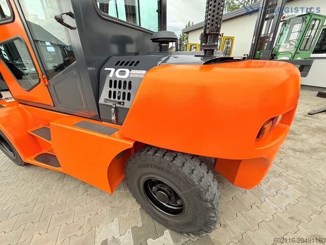 Vierrad-Gabelstapler DOOSAN 70 / DUPLEX / FORK 2500MM / POSITIONER