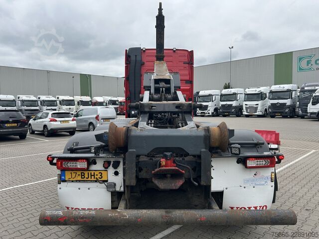 Hook arm system Volvo FH 500 Globetrotter 8x2 Tridem / VDL Hook 25 To...