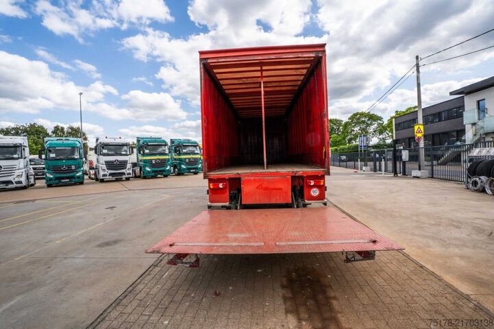 Tarpaulin DAF LF 55.180 +DHOLLANDIA 2.5T.