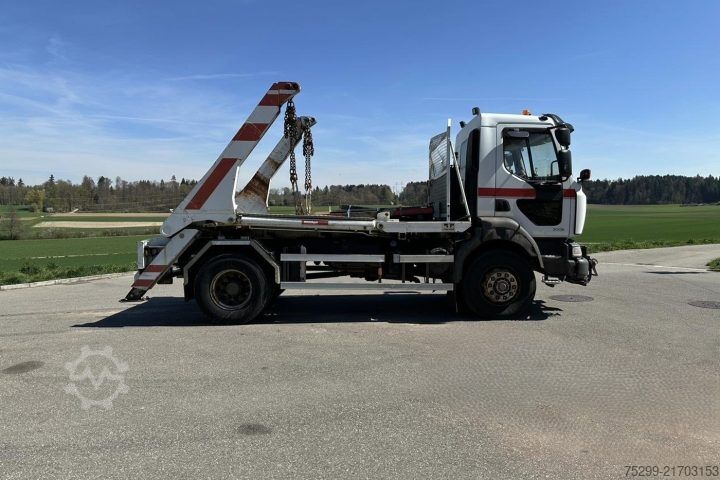 Special purpose truck Renault Midlum 300 4x4 Winterdienst / Swiss-Vehicle