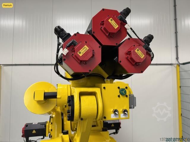Refurbished Robot with 1 year warranty FANUC M-900iA/600