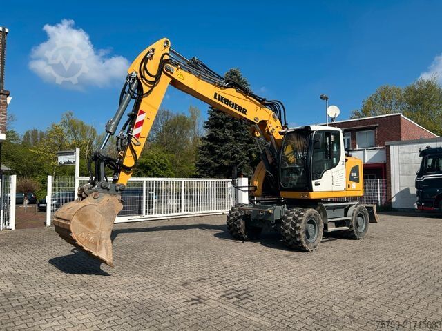 Mobile excavator LIEBHERR A 918 Compact nur 7650 Arbeitsstunden !