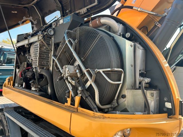 Mobile excavator LIEBHERR A 918 Compact nur 7650 Arbeitsstunden !