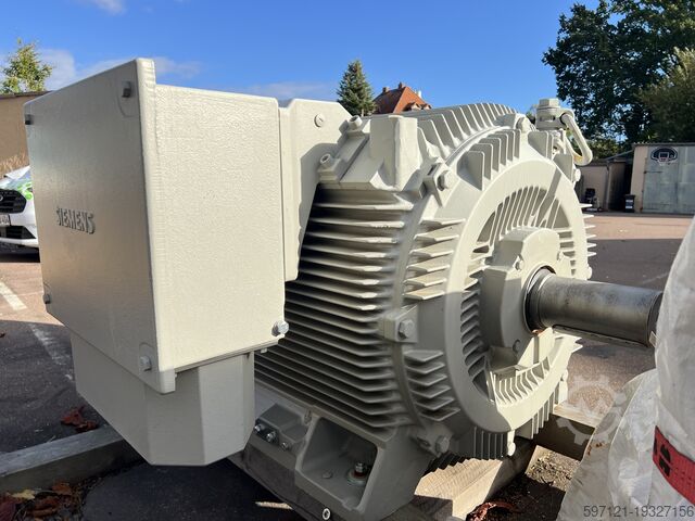 Drehstrommotor Siemens 1CV3-405C 1LE55334AC590AG6-Z