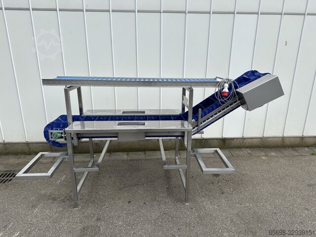 Franz Maschinenbau elevator incline conveyor with double-sided cutting tables FRANZ-MASCHINENBAU 