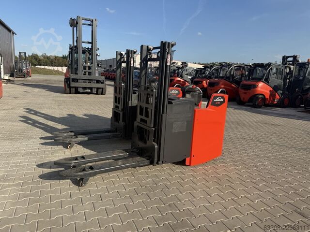 High Lift stacker Linde D10 FP