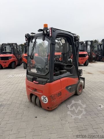 Electric 3-wheel forklift Linde E16C-02