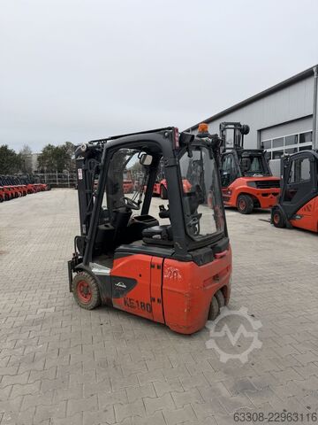 Electric 3-wheel forklift Linde E16C-02