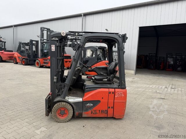 Electric 3-wheel forklift Linde E16C-02