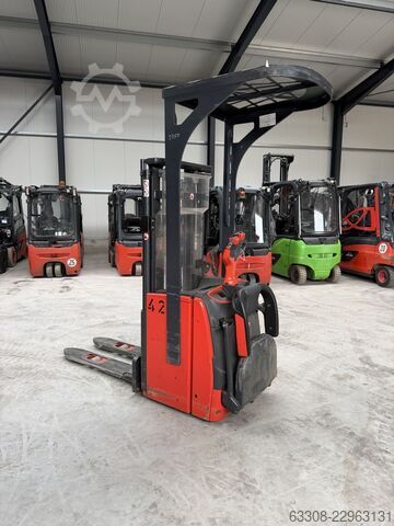 High Lift stacker Linde E14 AP