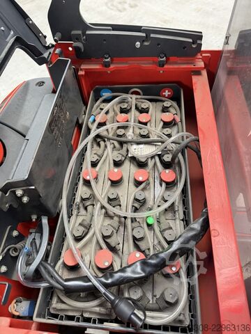 High Lift stacker Linde D10 AP