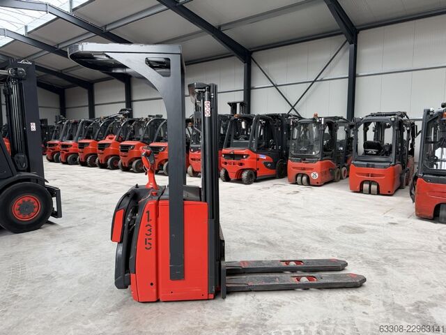 High Lift stacker Linde L14AP