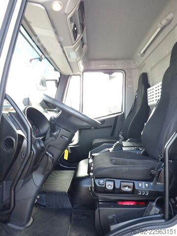 Refrigerated truck IVECO ML 160 E 28 P TK-Koffer 7,5m/LBW/Türen/AHK/Klima