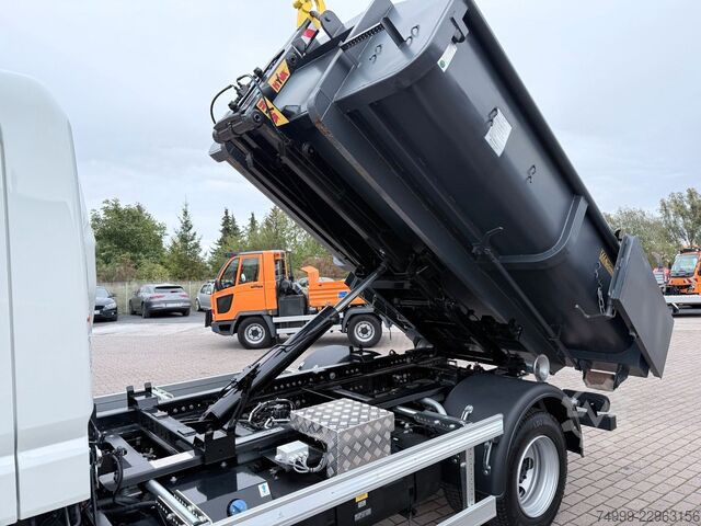 Transporter mit Kipper FUSO Canter 7C18 HYFA Abrollkipper inkl. Mulde