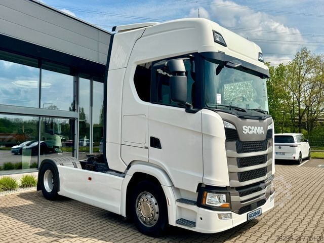 Standard tractor unit SCANIA S500A4x2NB m. Standklimaanlage