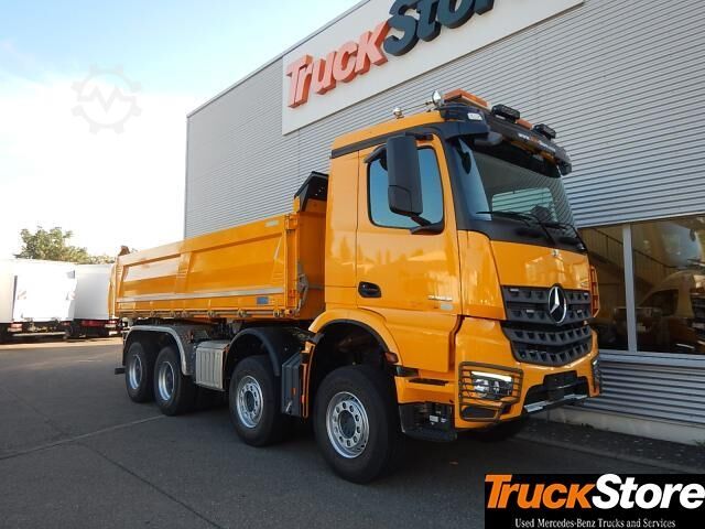 Three-sided tipper truck  Arocs 3253 K 3-Seiten Kipper