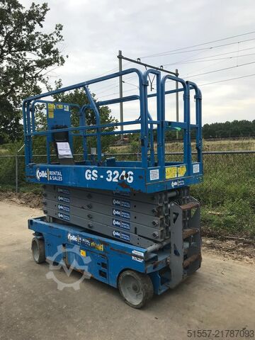 Scherenarbeitsbühne Genie GS 3246 | 2013