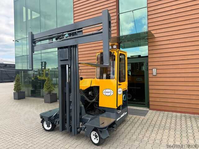 4-way forklift Combilift C2500 / Compact / Wide positioner