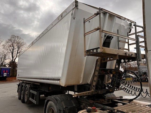 Tipper semitrailer SCHMITZ CARGOBULL SKI 24 Großraum Alu Kastenmulde Kombitür