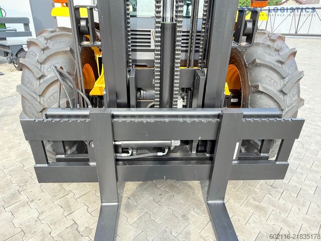 Off-road forklift JCB 940 / TRIPLEX 4500 / FREE-LIFT NEW TIRES