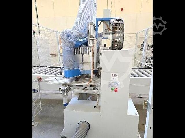 Machining center with throughfeed Alberti Entry Level