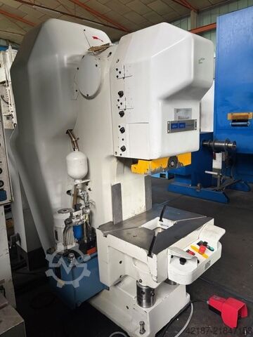 Eccentric Press - Single Column EBU H 40 RIV