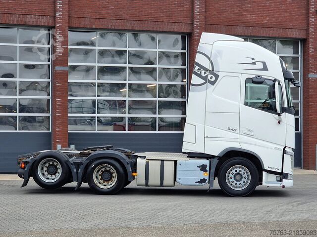 Standard-SZM Volvo FH 13.540 Globetrotter 6x4 Lift axle - PTO/Hydr...