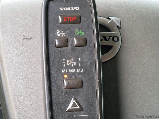 Standard-SZM Volvo FH 13.540 Globetrotter 6x4 Lift axle - PTO/Hydr...