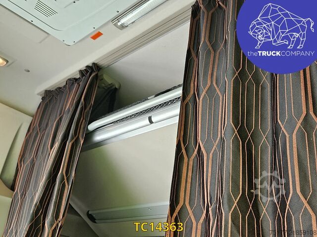 Standard-SZM DAF XF 105 530