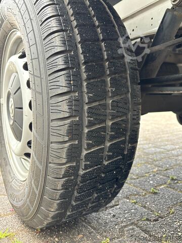 Pick-up van VW Crafter35 Pritsche*Kamera*AHK 3,5T*40Tkm