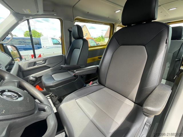 Minibus VOLKSWAGEN CRAFTER 2.0TDI 8 SITZER TEMP. KLIMA AHK 1.HAND