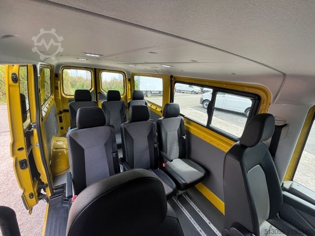 Minibus VOLKSWAGEN CRAFTER 2.0TDI 8 SITZER TEMP. KLIMA AHK 1.HAND