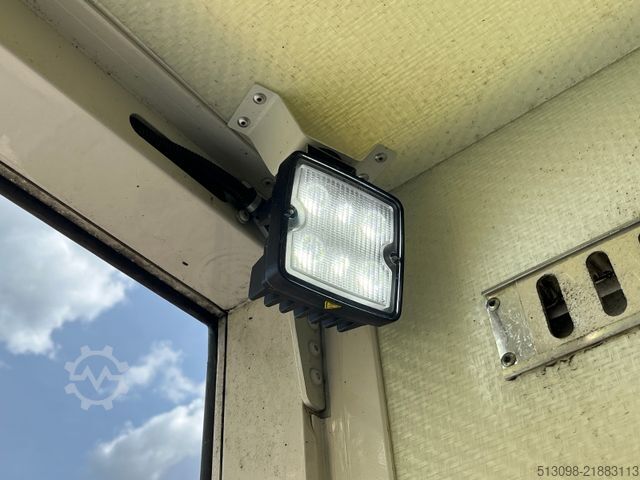 Box van VOLKSWAGEN CRAFTER 2.0TDI XXXL KOFFER RAMPE KAMERA 177 PS