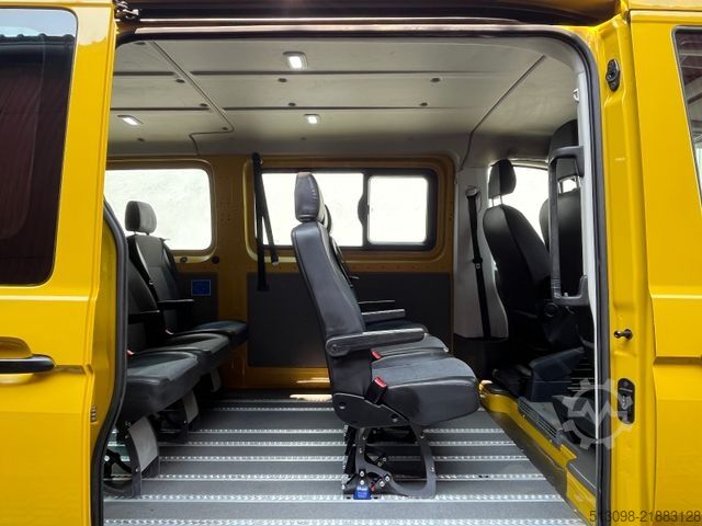 Minibus VOLKSWAGEN CRAFTER 2.0TDI 8 SITZE TEMPOMAT KLIMA AHK 1.HAND