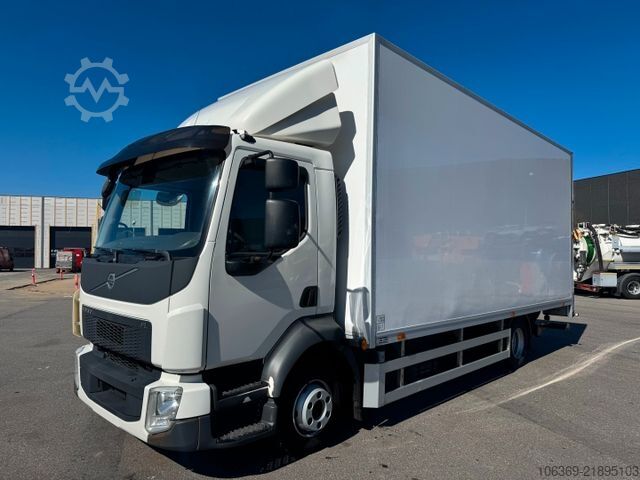 LKW mit Kofferaufbau VOLVO FL 210 4x2 Closed box / Koffer Euro 6