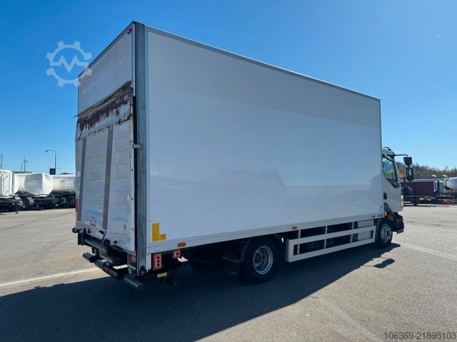 LKW mit Kofferaufbau VOLVO FL 210 4x2 Closed box / Koffer Euro 6