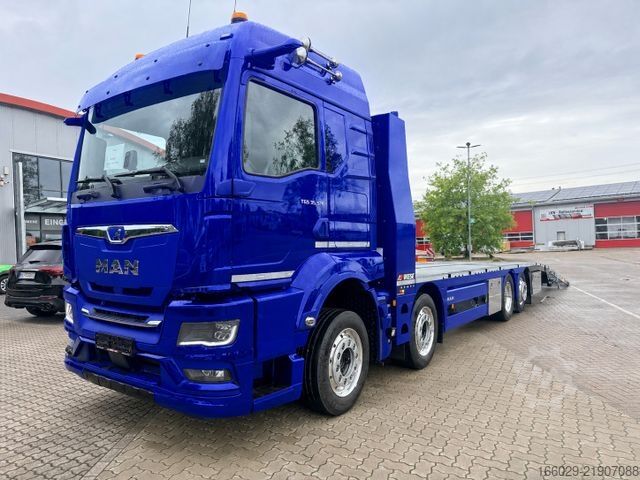 Wrecker MAN Baumaschinen Maschinentransporter mit Rampen