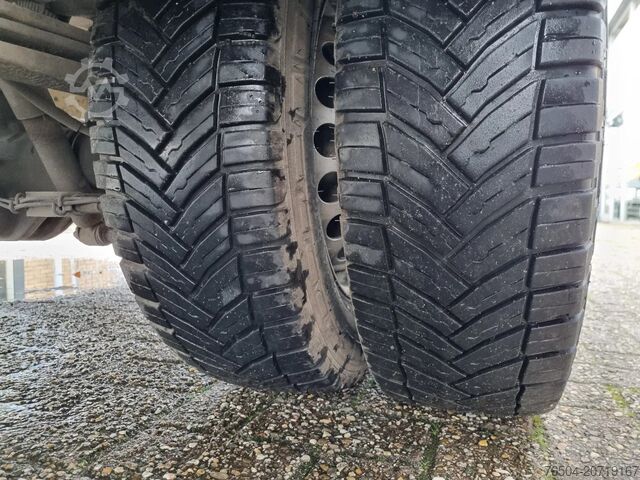 Closed box Mercedes-Benz Sprinter 513 CDI Koffer 21kub 130 pk Euro 5B GV...