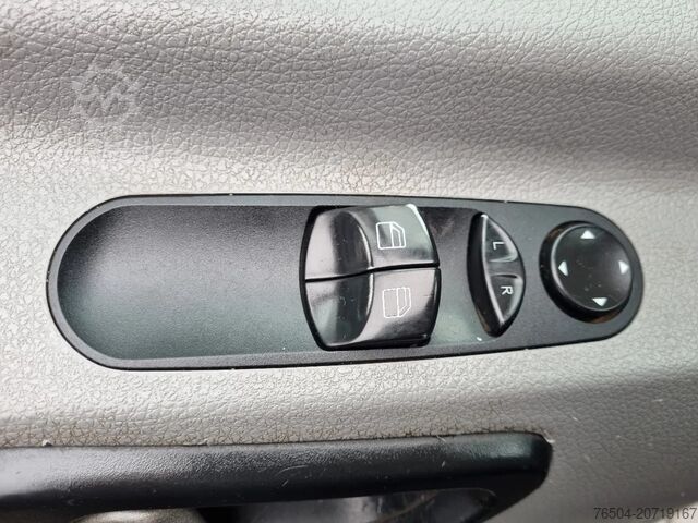 Closed box Mercedes-Benz Sprinter 513 CDI Koffer 21kub 130 pk Euro 5B GV...