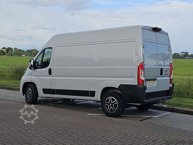 High-roof van FIAT DUCATO 2.3
