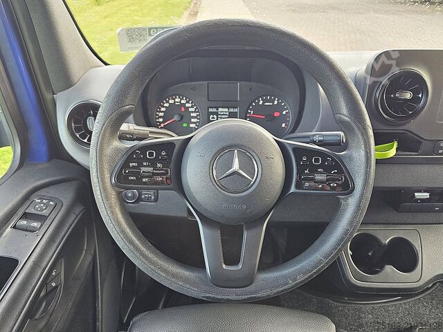 High-roof van MERCEDES-BENZ SPRINTER 214 L1H1 Trekhaak Navi