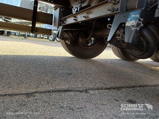 Auflieger mit Pritsche & Plane Schmitz Cargobull Curtainsider Standard Getränke